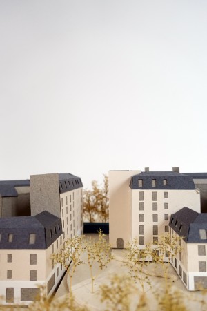 B2A 082 - HBM Sérurier Paris