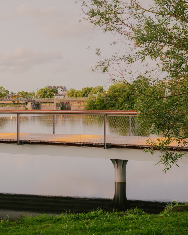 B2A 064 - Passerelle de la Manufacture barre_bouchetard_chatellerault_mverret_0096