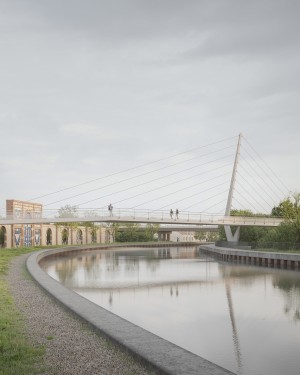 B2A 069 - Passerelle sur la canal de la Marne au Rhin Nancy